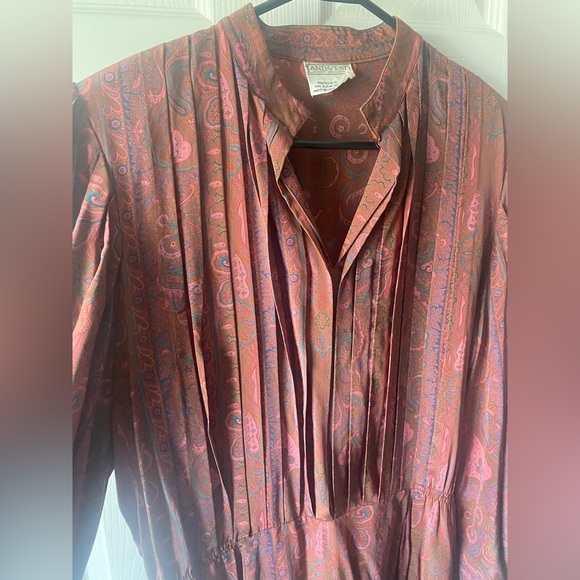 VINTAGE SILK LONG SLEEVE MIDI DRESS - Picture 2 of 4